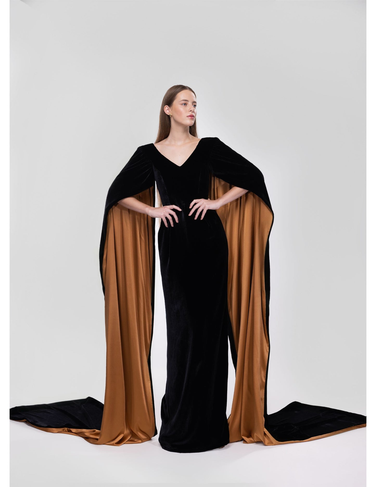 BLACK & GOLD SILK GOWN