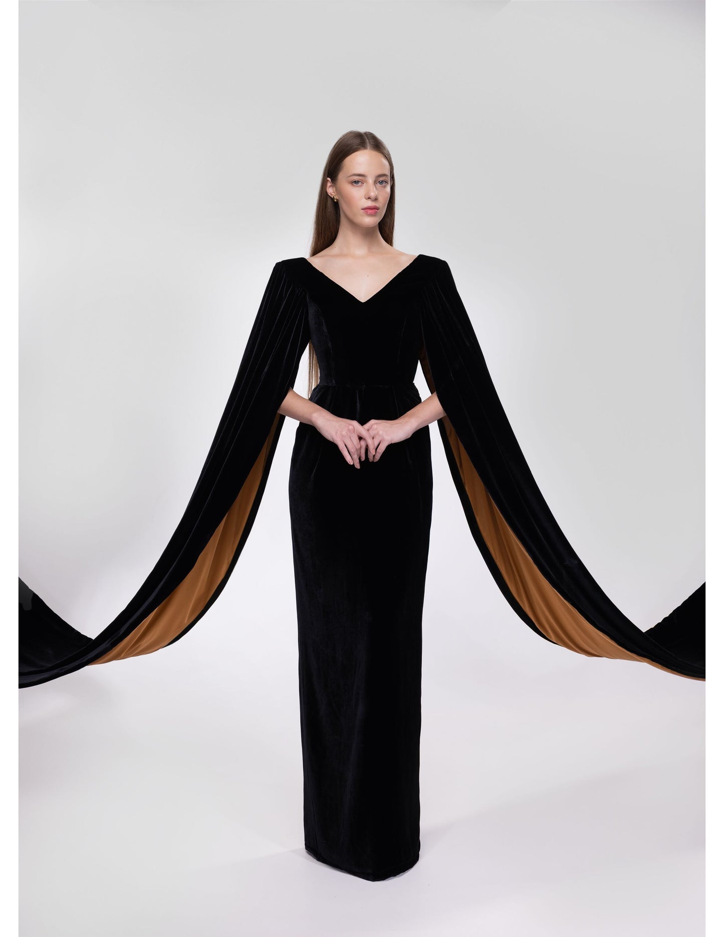 BLACK & GOLD SILK GOWN