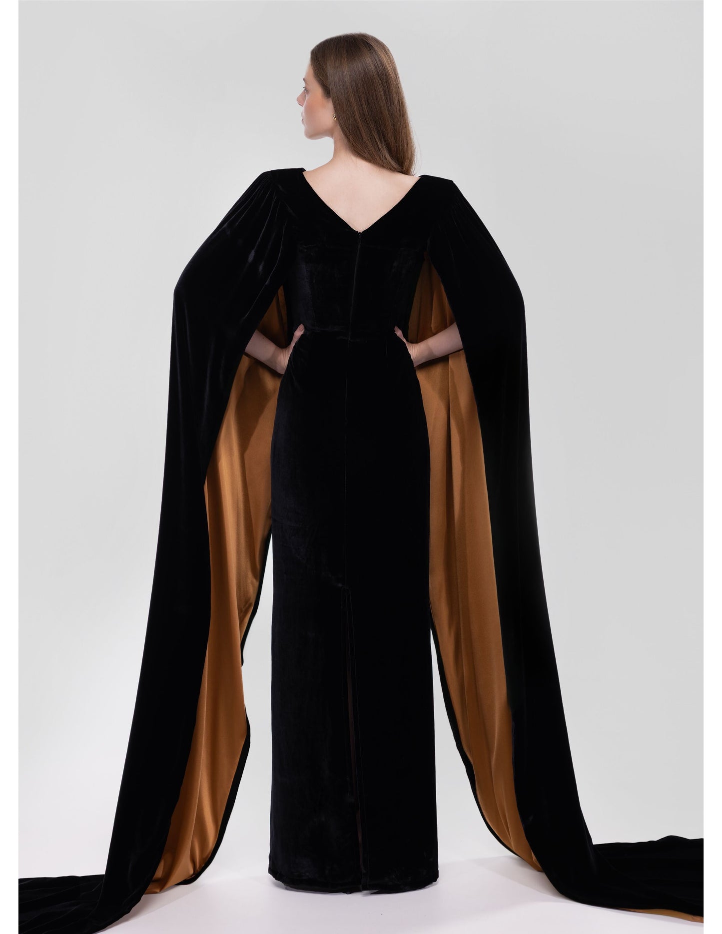 BLACK & GOLD SILK GOWN