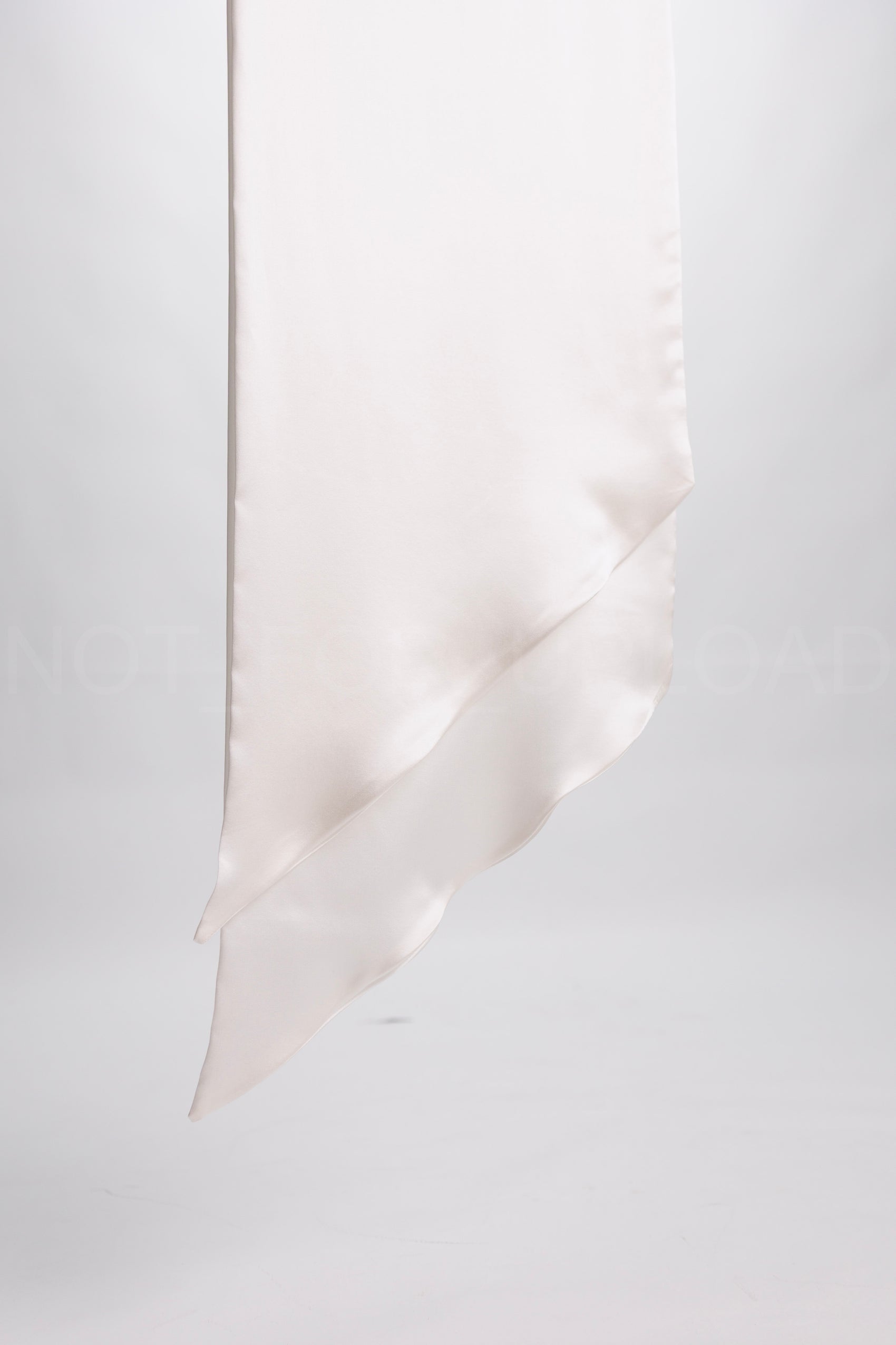 FIÈRE DOUBLE LAYERED SILK FOULARD